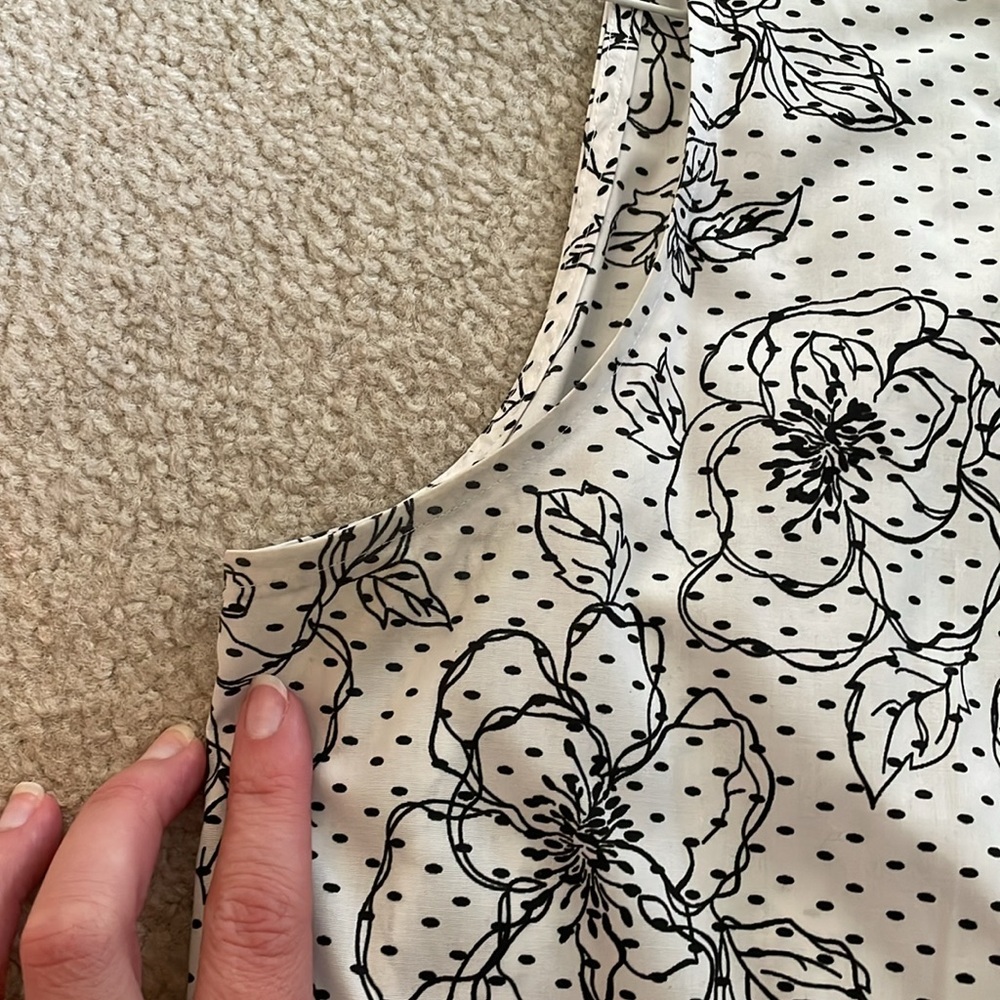 Talbots Sleeveless Floral Pattern Button Down Shi… - image 7